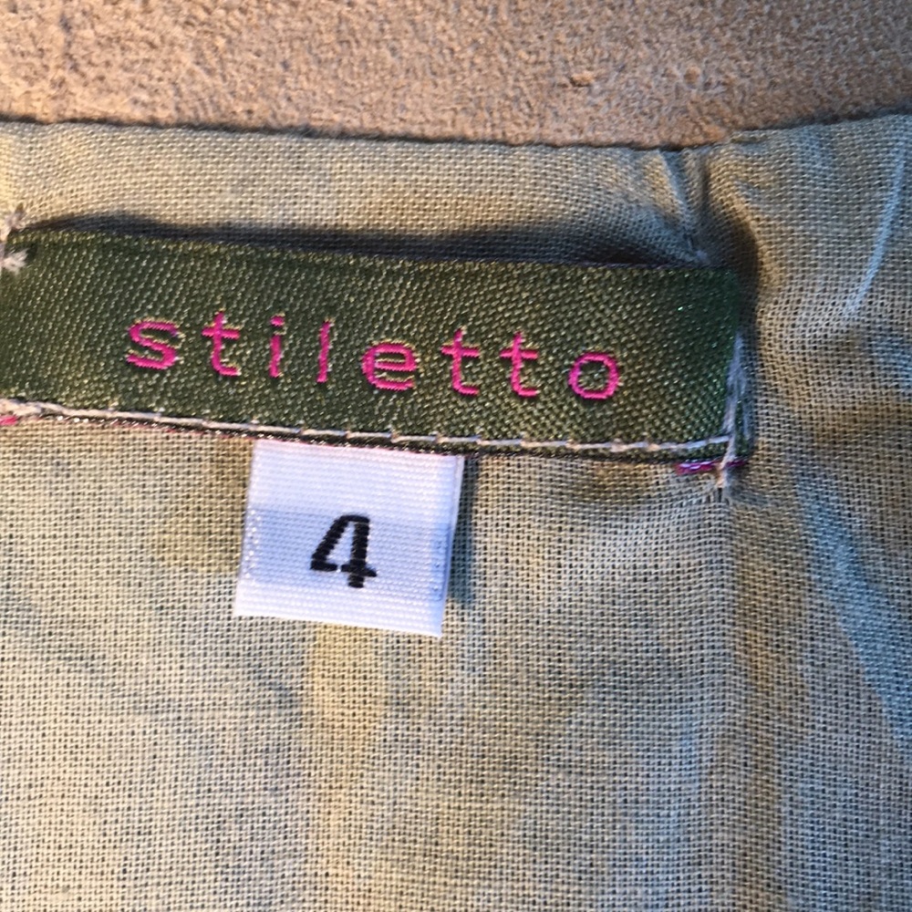 NWOT= STILETTO , Size 4 , with Suede around waist. - Picture 6 of 8